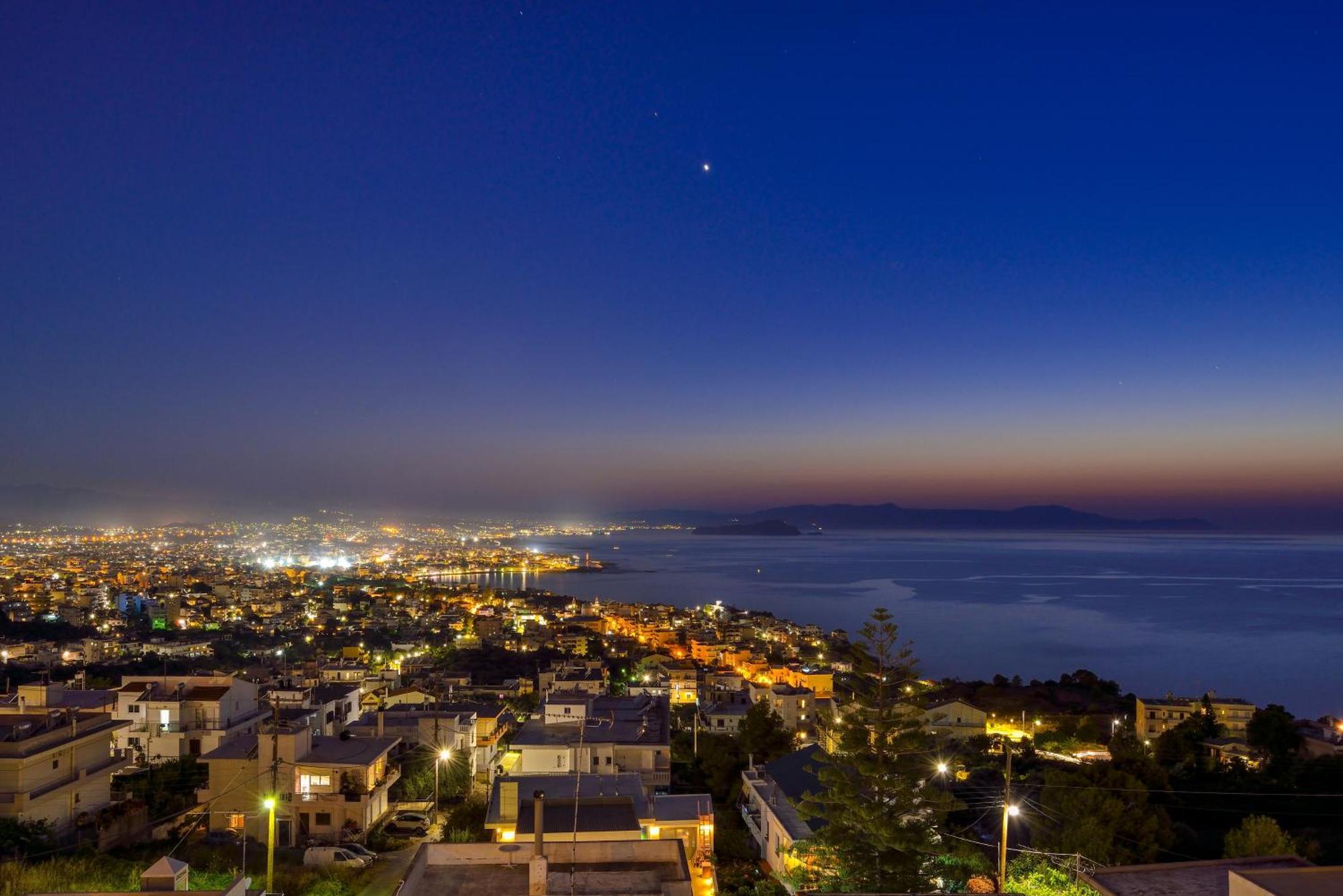 Loucerna Suites Chania La Canée Extérieur photo