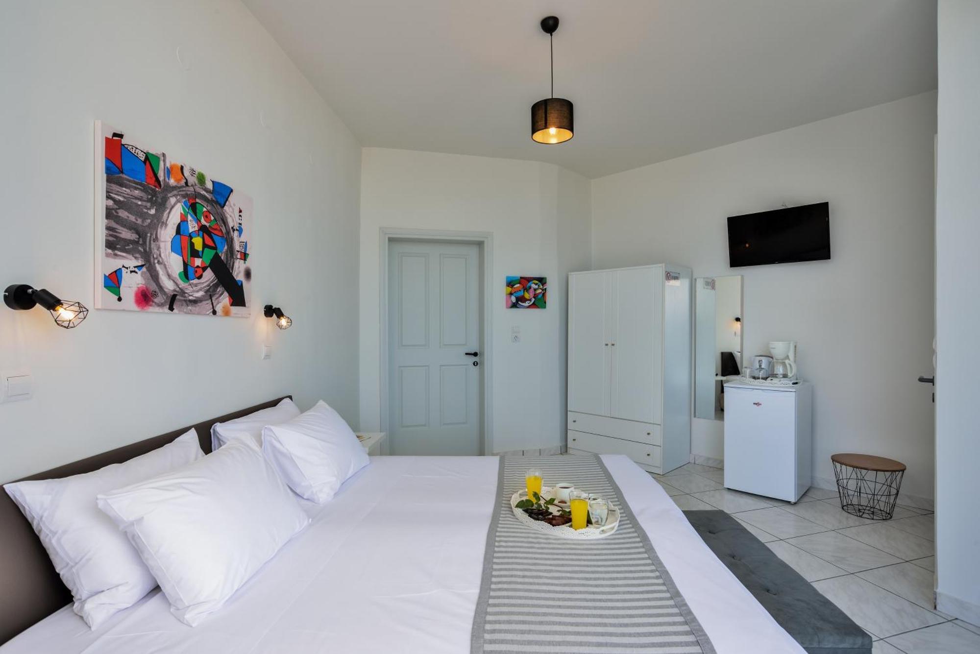 Loucerna Suites Chania La Canée Extérieur photo