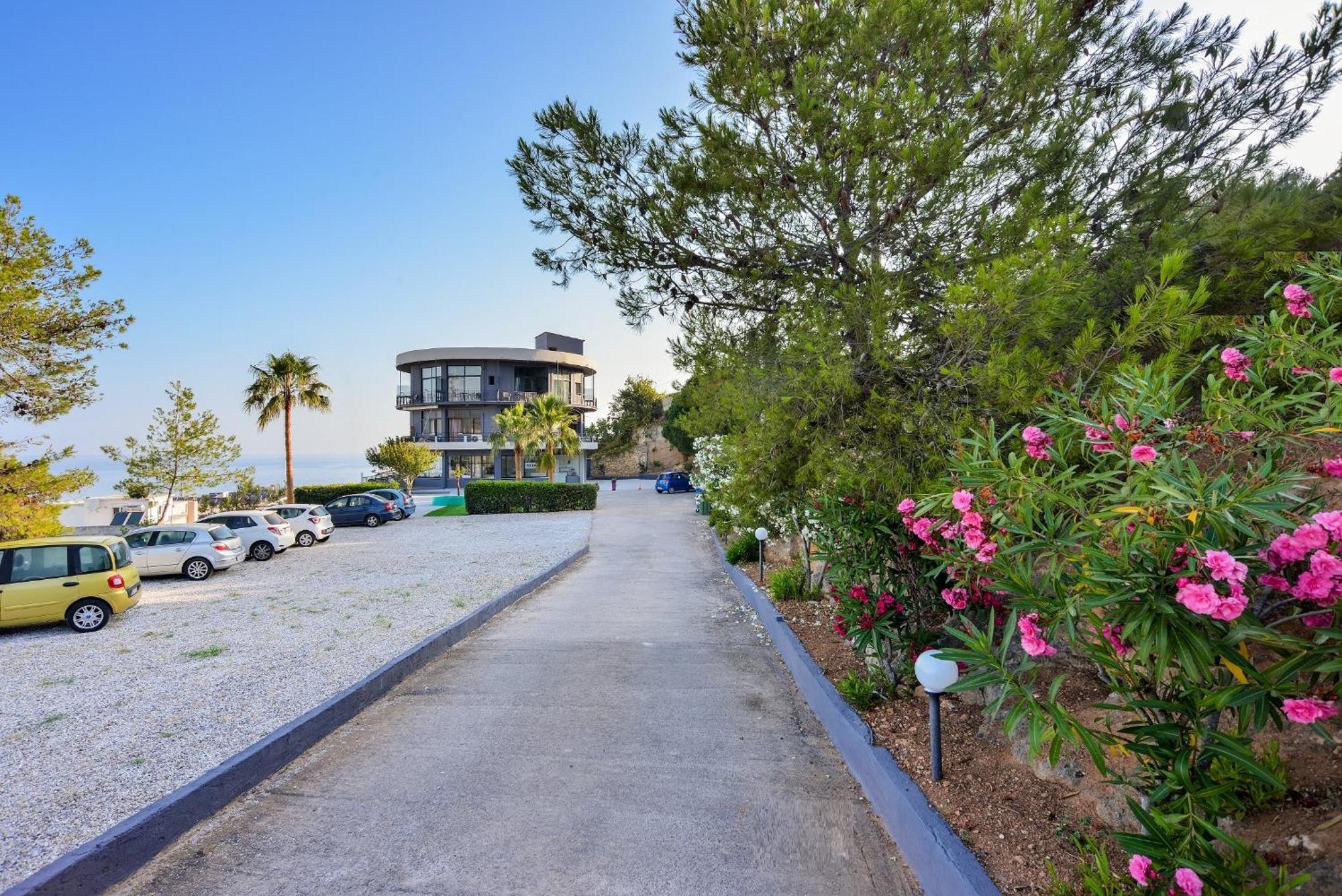 Loucerna Suites Chania La Canée Extérieur photo